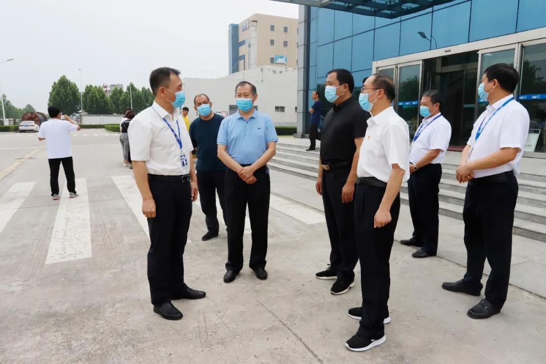 鄭州市安全生產雙重預防體系建設現(xiàn)場觀摩會在花花牛乳業(yè)集團鄭州分公司召開 鄭州市安全生產雙重預防體系建設現(xiàn)場觀摩會在花花牛乳業(yè)集團鄭州分公司召開