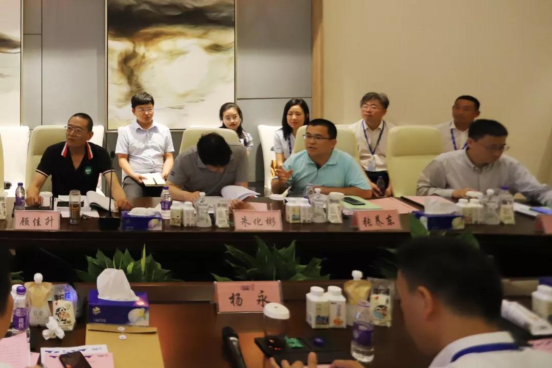 河南首家！花花牛乳業(yè)集團(tuán)通過優(yōu)質(zhì)乳工程驗(yàn)收
